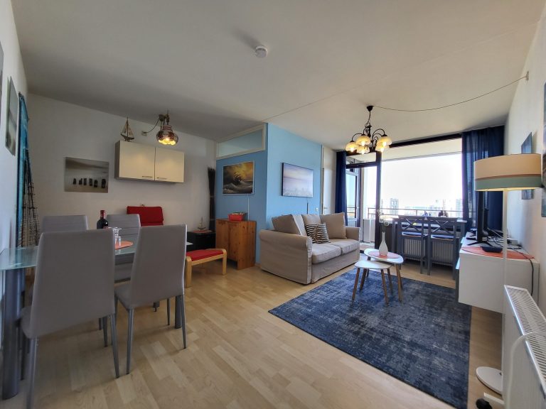 Ferienwohnung Marina Wendtorf mit Balkon und Blick auf den Yachthafen